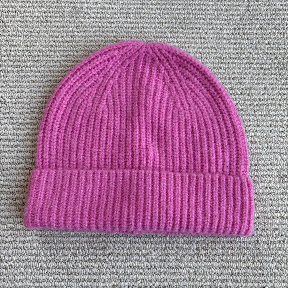 GAP Pretty Pink Ribbed Fold Over Beanie knit winter soft hat